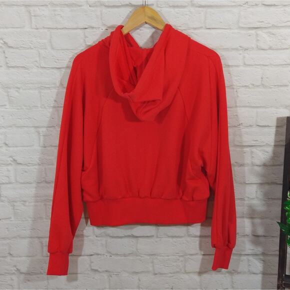 MR Puma INTL Red International Global Cat Logo Graphic Hoodie Sweater NWT S - Picture 9 of 9